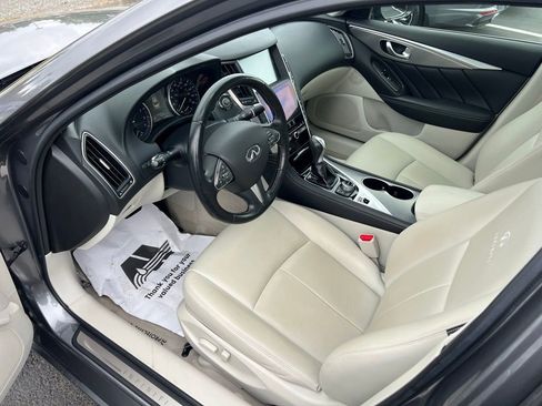 Used 2014 INFINITI Q50 AWD w/ Moonroof Package image 10
