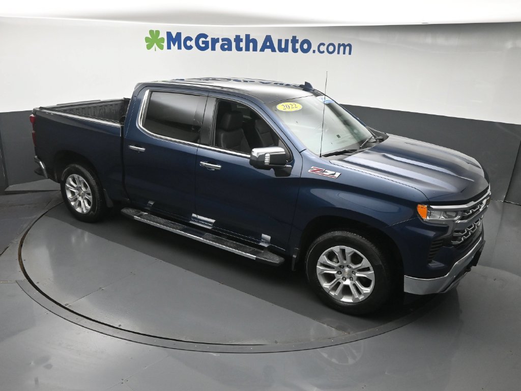 Used 2022 Chevrolet Silverado 1500 LTZ AWD/4WD image 3