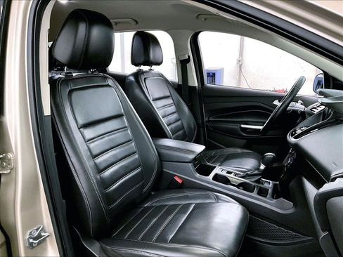 Used 2017 Ford Escape Titanium AWD/4WD image 7