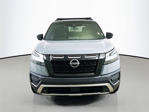 Used 2023 Nissan Pathfinder Rock Creek image 2