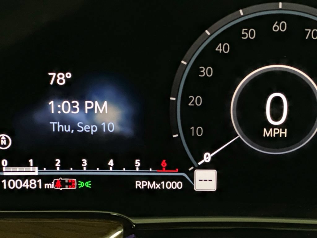 Used 2021 Cadillac Escalade Premium Luxury Platinum AWD/4WD image 3