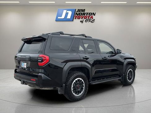 Used 2025 Toyota 4Runner TRD Off-Road AWD/4WD image 5