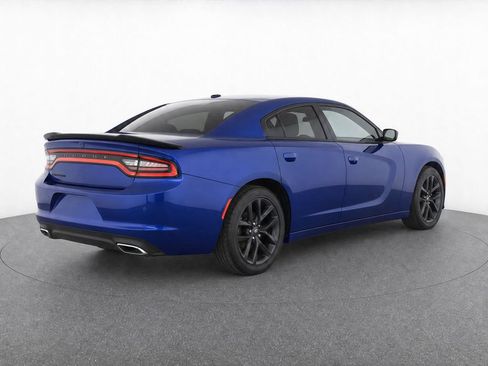 Used 2021 Dodge Charger SXT w/ Blacktop Package RWD image 4