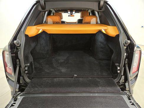 Certified 2022 Rolls-Royce Cullinan w/ Dark Exterior Package image 26