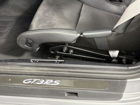 Certified 2019 Porsche 911 GT3 RS RWD image 24