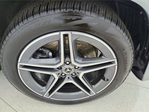 Used 2024 Mercedes-Benz GLS 450 4MATIC image 62