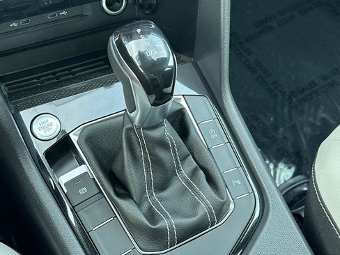 New 2026 Volkswagen Taos SE AWD/4WD image 20