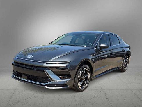 New 2026 Hyundai Sonata SEL FWD image 4