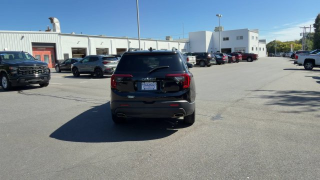 Certified 2023 GMC Acadia SLT w/ Elevation Edition AWD/4WD image 7