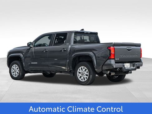 Certified 2024 Toyota Tacoma SR5 w/ SR5 Upgrade Package AWD/4WD image 5