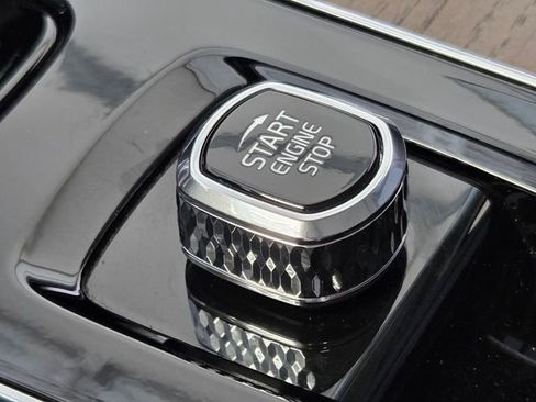 Certified 2025 Volvo XC90 B5 Plus image 35