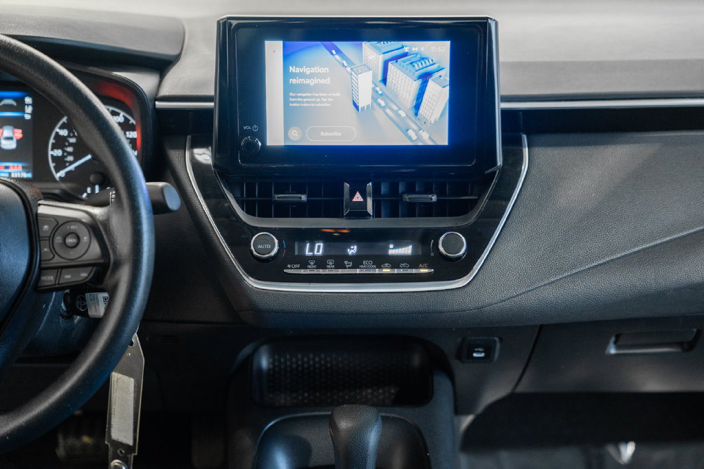 Used 2024 Toyota Corolla LE FWD image 13