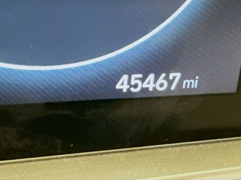 Used 2023 Hyundai Ioniq 6 Limited image 19