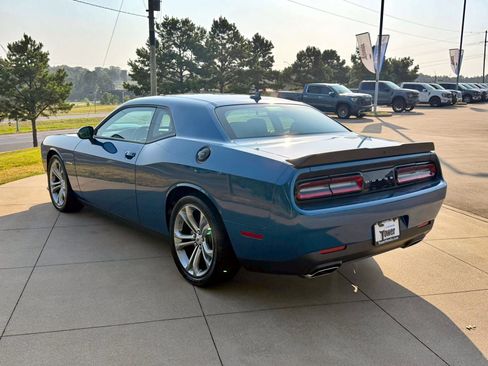 Used 2022 Dodge Challenger R/T w/ Shaker Package RWD image 5