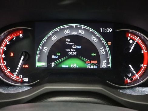 Used 2023 Toyota RAV4 XLE image 28