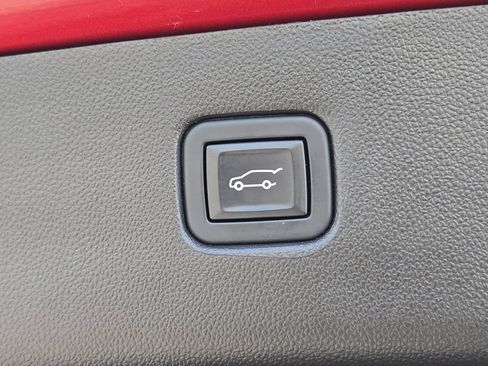 Used 2021 Chevrolet Blazer RS w/ Enhanced Convenience Package image 25