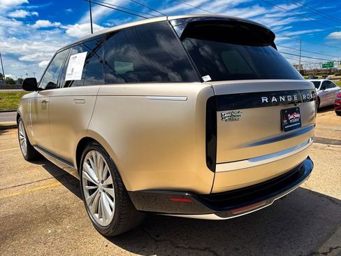 Used 2023 Land Rover Range Rover First Edition AWD/4WD image 6