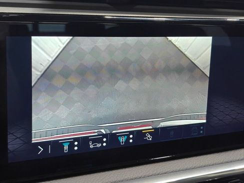 Used 2023 GMC Sierra 1500 Denali w/ Technology Package AWD/4WD image 63