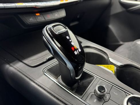 Used 2022 Cadillac XT4 Premium Luxury w/ Enhanced Visibility Package image 26