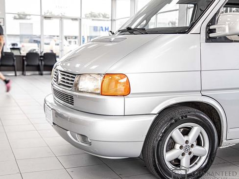Used 2001 Volkswagen Eurovan FWD image 5