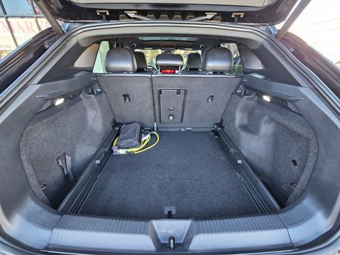 Used 2021 Volkswagen ID.4 Pro S w/ ID.4 Protection Package image 26