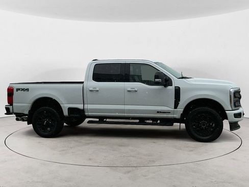 Used 2025 Ford F350 Lariat w/ Black Appearance Package image 6