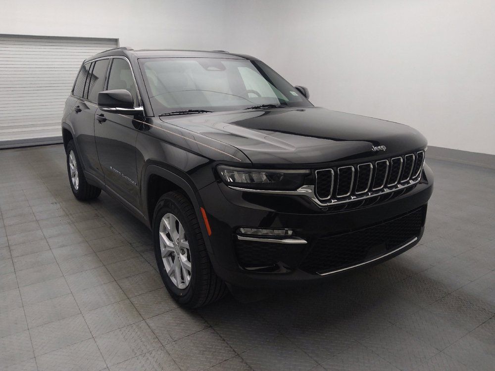 Used 2023 Jeep Grand Cherokee Limited w/ Trailer Tow Prep Group (B) AWD/4WD image 14