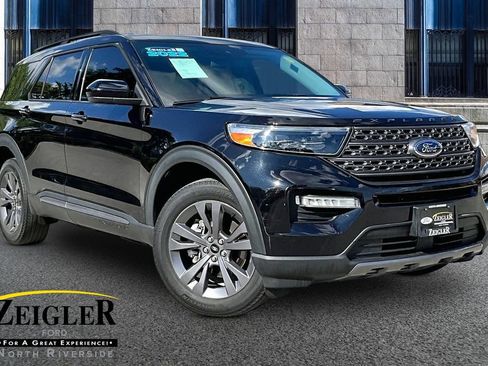 Used 2022 Ford Explorer XLT w/ Equipment Group 202A AWD/4WD image 1