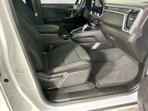 Used 2024 GMC Canyon Elevation RWD image 13