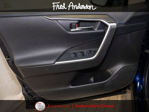 Used 2020 Toyota RAV4 XSE w/ XSE Grade Weather Package AWD/4WD image 13