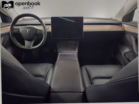 Used 2023 Tesla Model 3 Standard Range RWD image 13