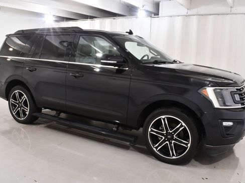 Used 2019 Ford Expedition Limited w/ Equipment Group 303A AWD/4WD image 5