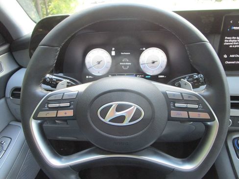 Used 2024 Hyundai Palisade SEL w/ Premium Package FWD image 35