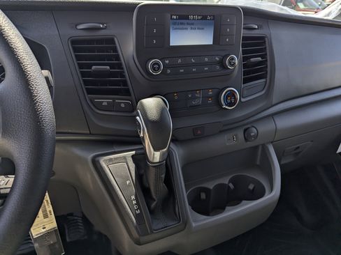 New 2025 Ford Transit 250 148 Medium Roof image 12