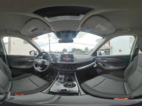 Used 2026 Nissan Rogue SV AWD/4WD image 44