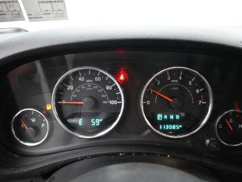 Used 2017 Jeep Wrangler Unlimited Sport AWD/4WD image 14