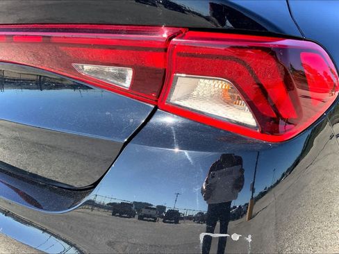 Used 2022 Kia K5 LXS FWD image 30