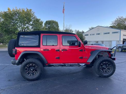 Used 2018 Jeep Wrangler Unlimited Rubicon w/ Steel Bumper Group image 8