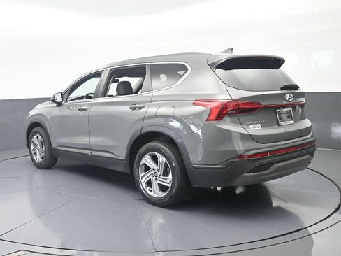 Used 2021 Hyundai Santa Fe SE FWD image 4