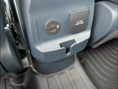 Used 2024 Ford Maverick Lariat w/ FX4 Off-Road Package image 18