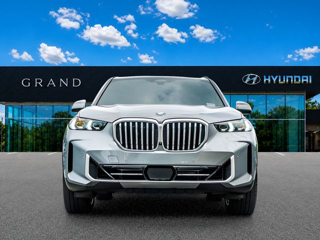 Used 2024 BMW X5 sDrive40i w/ Premium Package RWD image 9