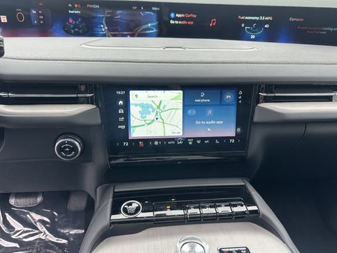 New 2026 Lincoln Navigator Reserve w/ Jet Appearance Package AWD/4WD image 16