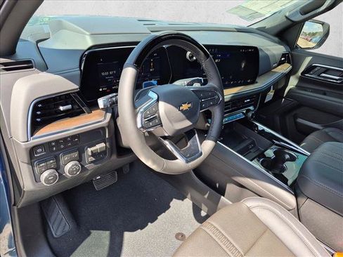 New 2026 Chevrolet Tahoe High Country AWD/4WD image 9