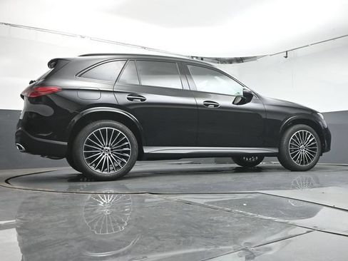 Used 2026 Mercedes-Benz GLC 300 image 37