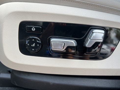 Used 2020 BMW X5 xDrive40i w/ M Sport Package AWD/4WD image 36