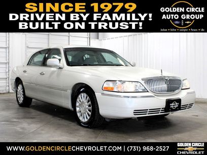 Used 2004 Lincoln Town Car Signature