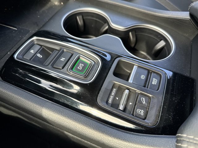 Used 2025 Honda Pilot Touring image 20
