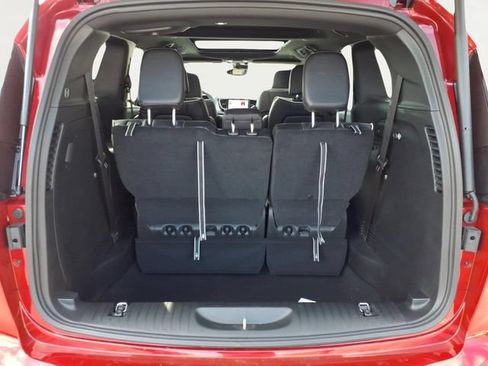 New 2026 Chrysler Pacifica Limited AWD/4WD image 6