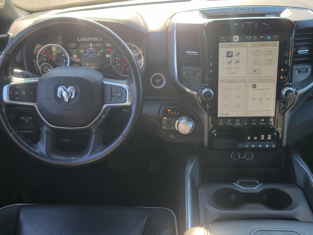 Used 2023 RAM 1500 Laramie AWD/4WD image 18