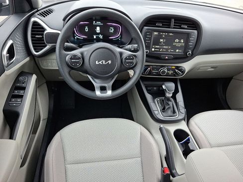 New 2025 Kia Soul LX w/ LX Technology Package image 7